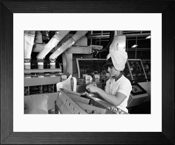 Framed Print : Bassets confectionery factory, Owlerton, Sheffield. 4th September 1967