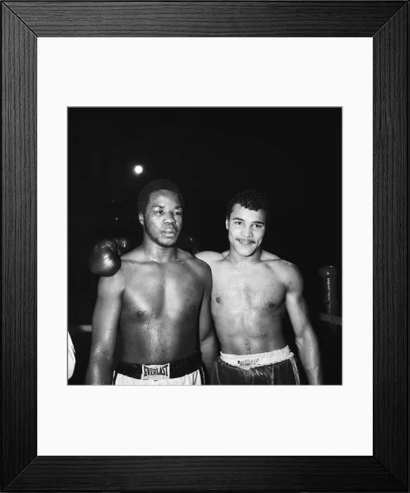 Framed Print : John Conteh vs Dave Matthews, non title fight at the Ice Stadium, Nottingham, England Framed Print : John Conteh vs Dave Matthews, non title fight at the Ice Stadium, Nottingham, England