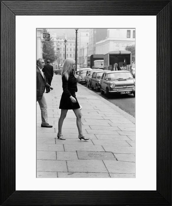 Framed Print : Brigitte Bardot, French actress, filming outside the Windsor Hotel, Lancaster Gate Framed Print : Brigitte Bardot, French actress, filming outside the Windsor Hotel, Lancaster Gate