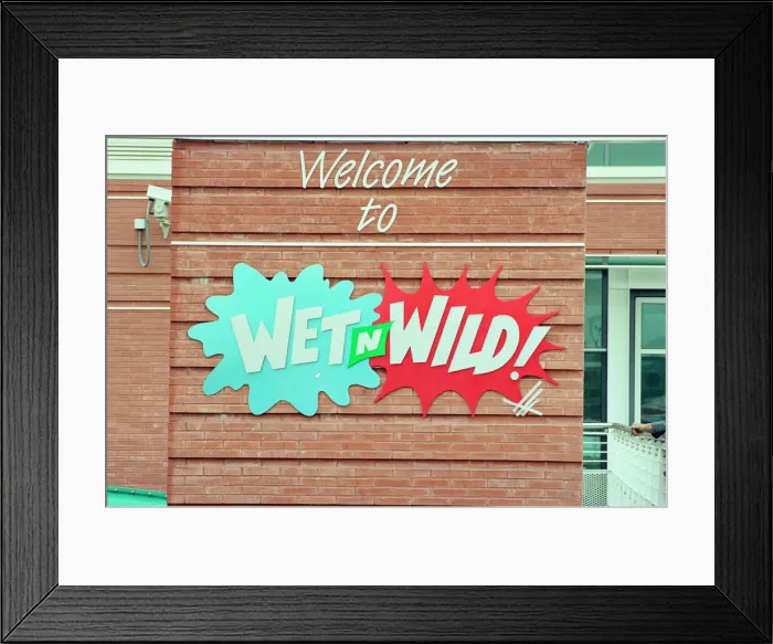 Framed Print : Wet N Wild indoor water park situated in North Shields, Tyne and Wear, England Framed Print : Wet N Wild indoor water park situated in North Shields, Tyne and Wear, England