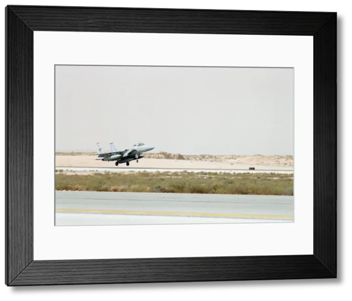 Framed Print : US Air Force F16 at Dhahran Air Base, Saudi Arabia, September 1990 Framed Print : US Air Force F16 at Dhahran Air Base, Saudi Arabia, September 1990