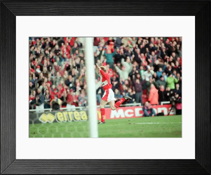 Framed Print : Middlesbrough against Sunderland at The Riverside Stadium, Middlesbrough Framed Print : Middlesbrough against Sunderland at The Riverside Stadium, Middlesbrough