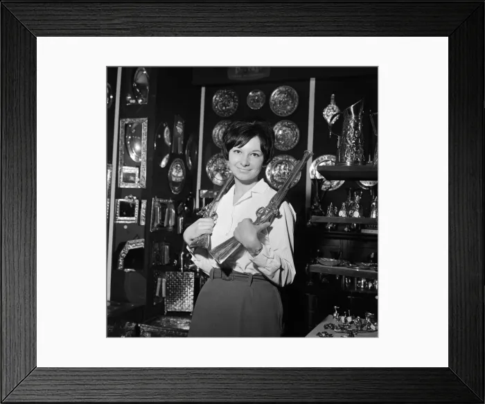 Framed Print : Workers at a decorative metalware works in Birmingham, West Midlands. 5th October 1967 Framed Print : Workers at a decorative metalware works in Birmingham, West Midlands. 5th October 1967