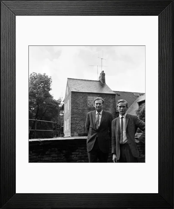 Framed Print : Snuff production at Sharrow Mills, Sheffield. Mark Chaytor Framed Print : Snuff production at Sharrow Mills, Sheffield. Mark Chaytor