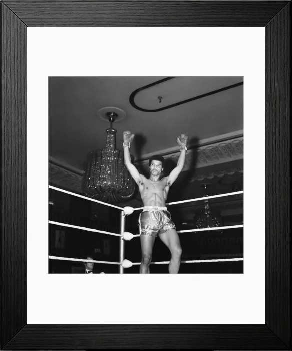 Framed Print : John Conteh vs Okacha Boubekeur at the Hotel cafe Royal, London, England Framed Print : John Conteh vs Okacha Boubekeur at the Hotel cafe Royal, London, England