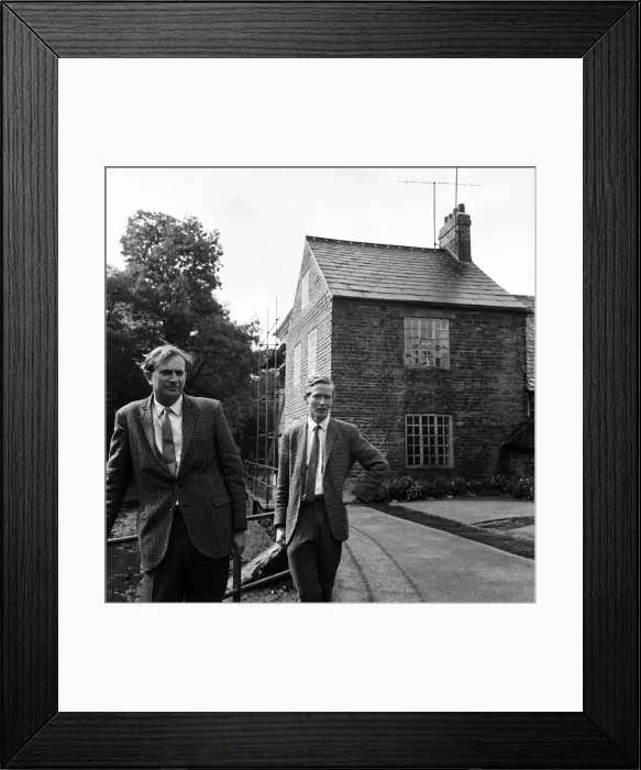 Framed Print : Snuff production at Sharrow Mills, Sheffield. Mark Chaytor Framed Print : Snuff production at Sharrow Mills, Sheffield. Mark Chaytor