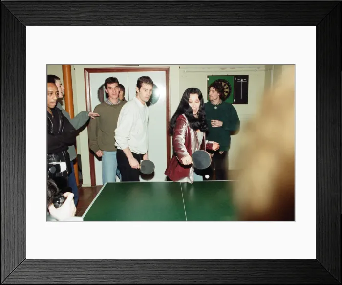 Framed Print : Cher, American singer and actress, at the Look Ahead hostel project in Dock Street