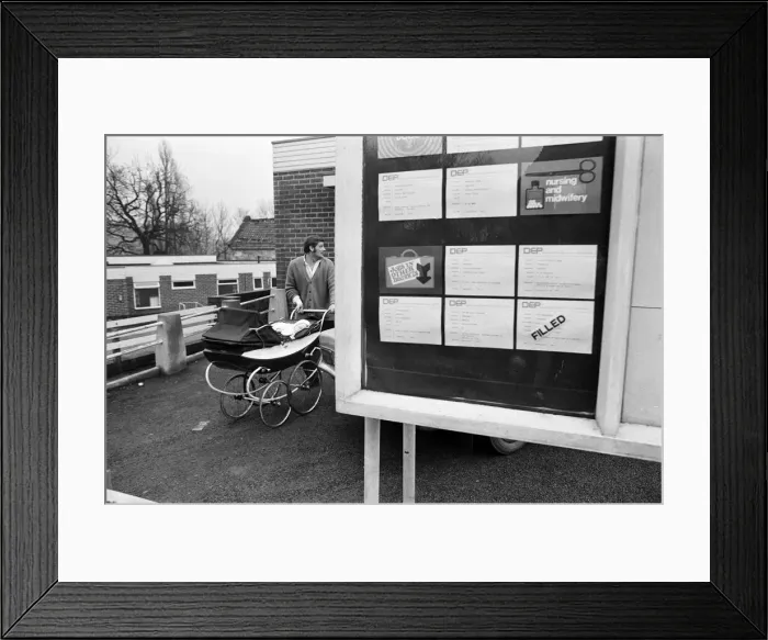 Framed Print : Scenes in Hemsworth Village, Yorkshire. Unemployment is high in the village following a Framed Print : Scenes in Hemsworth Village, Yorkshire. Unemployment is high in the village following a
