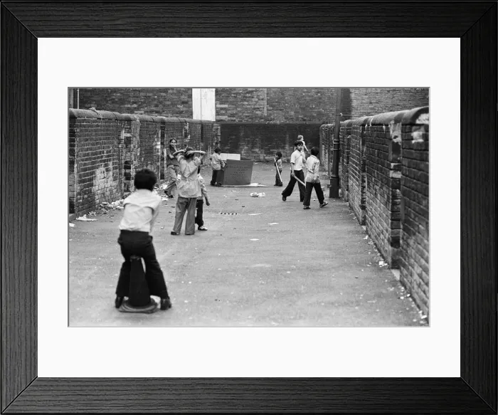 Framed Print : Scenes in Bradford, West Yorkshire. 4th June 1978