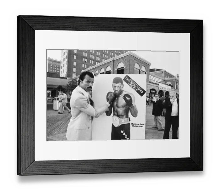 Framed Print : John Conteh vs Matthew Saad Muhammad I. For WBC light-heavyweight title, Steel Pier Framed Print : John Conteh vs Matthew Saad Muhammad I. For WBC light-heavyweight title, Steel Pier