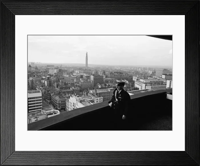 Framed Print : Mr Herron, who is the caretaker of the Rotunda building, Birmingham, West Midlands Framed Print : Mr Herron, who is the caretaker of the Rotunda building, Birmingham, West Midlands