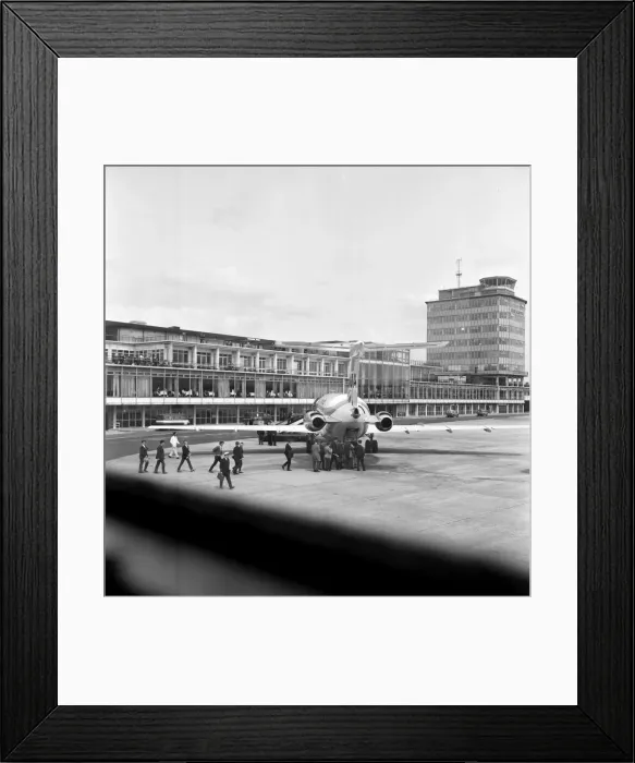 Framed Print : Scenes at Manchester Airport. 13th June 1967 Framed Print : Scenes at Manchester Airport. 13th June 1967