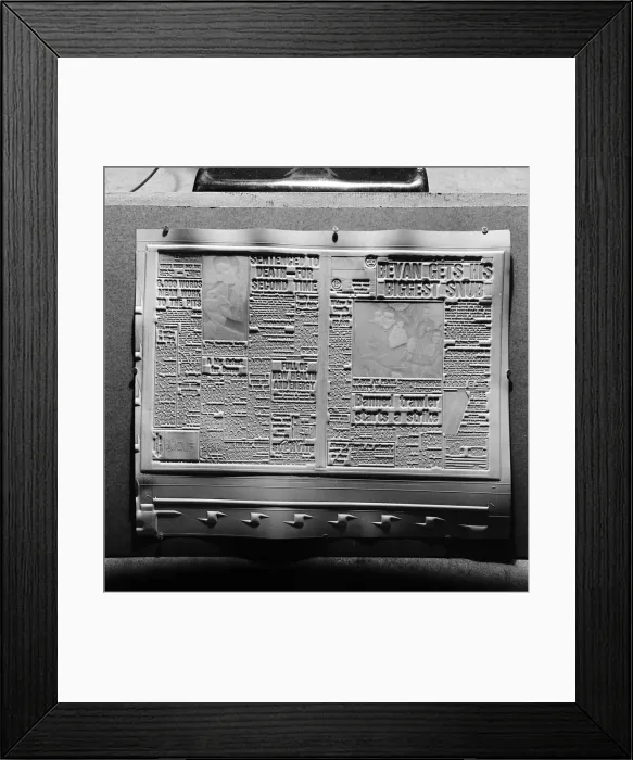 Framed Print : Production of the Daily Mirror newspaper, Geraldine House, Fetter Lane, London Framed Print : Production of the Daily Mirror newspaper, Geraldine House, Fetter Lane, London