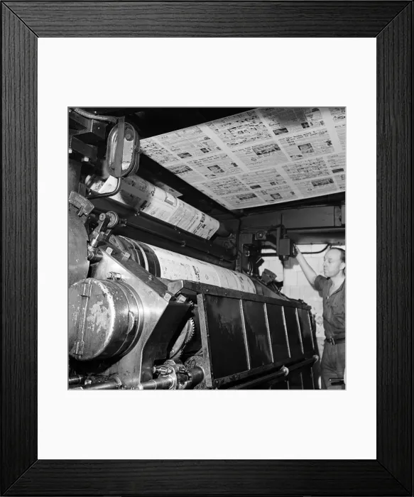 Framed Print : Production of the Daily Mirror newspaper, Geraldine House, Fetter Lane, London Framed Print : Production of the Daily Mirror newspaper, Geraldine House, Fetter Lane, London