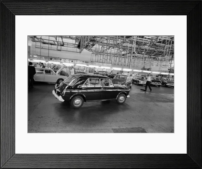 Framed Print : Employees at the BMC works at Longbridge, Birmingham, West Midlands. October 1967 Framed Print : Employees at the BMC works at Longbridge, Birmingham, West Midlands. October 1967