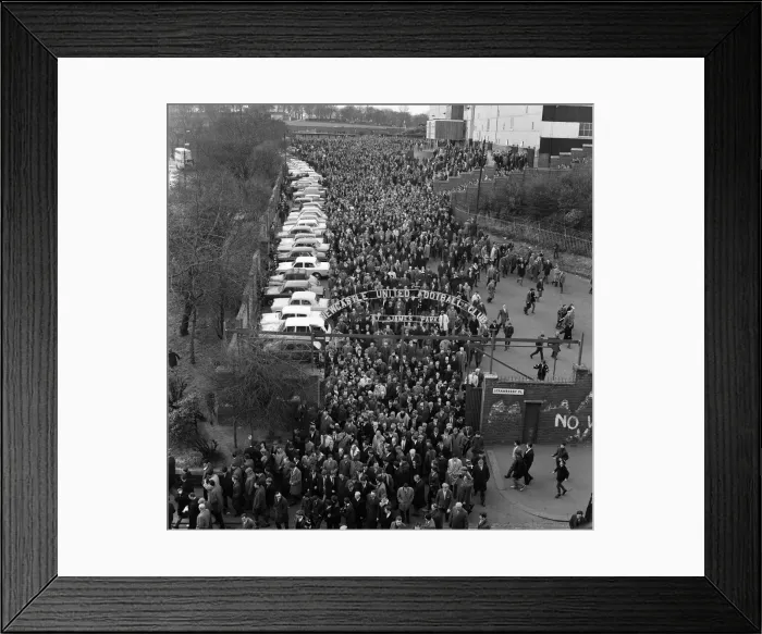 Framed Print : Fans outside St James Park, Newcastle United stadium, Newcastle upon Tyne Framed Print : Fans outside St James Park, Newcastle United stadium, Newcastle upon Tyne
