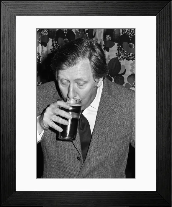 Framed Print : Roy Hattersley drinks a pint of beer in the Sparkbrook Labour Club. 26th February 1977 Framed Print : Roy Hattersley drinks a pint of beer in the Sparkbrook Labour Club. 26th February 1977