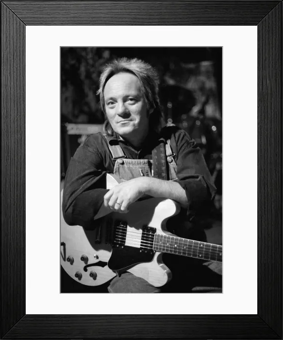 Framed Print : Steve Marriott, (30 January 1947 - 20 April 1991) singer Framed Print : Steve Marriott, (30 January 1947 - 20 April 1991) singer
