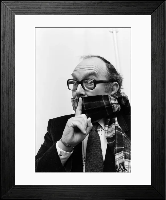 Framed Print : Eric Morecambe promoting his book Mr Lonely'in Birmingham. 31st March 1981 Framed Print : Eric Morecambe promoting his book Mr Lonely'in Birmingham. 31st March 1981