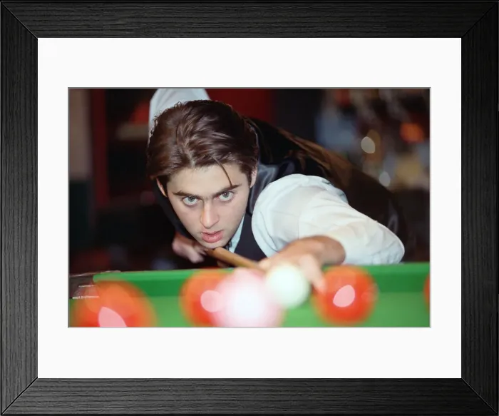 Framed Print : Snooker player Ronnie O Sullivan, pictured the day before his 16th birthday Framed Print : Snooker player Ronnie O Sullivan, pictured the day before his 16th birthday
