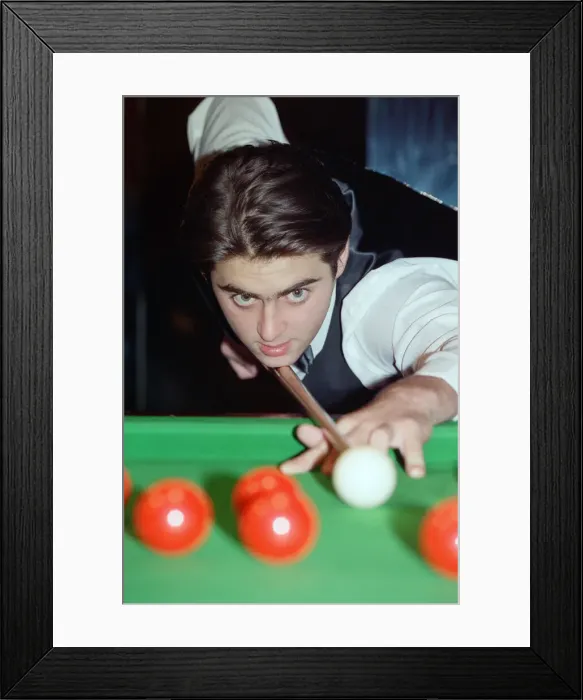 Framed Print : Snooker player Ronnie O Sullivan, pictured the day before his 16th birthday Framed Print : Snooker player Ronnie O Sullivan, pictured the day before his 16th birthday