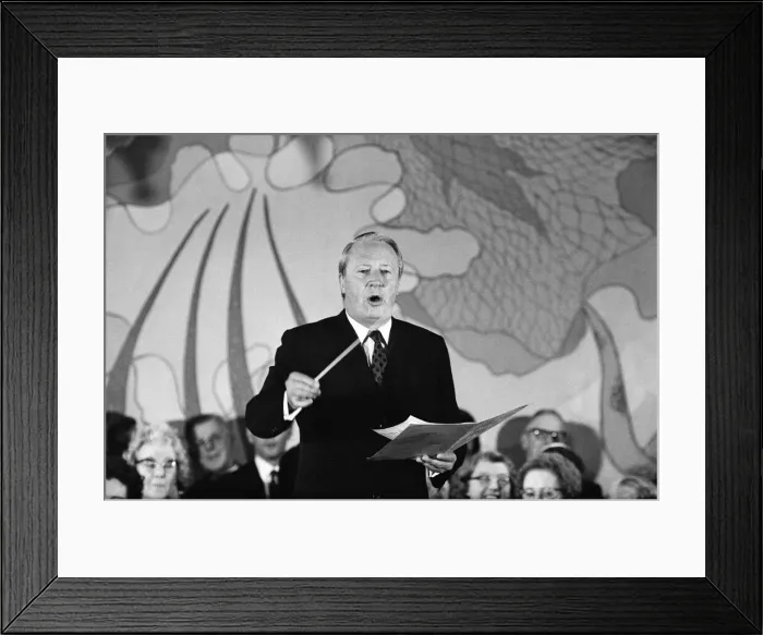 Framed Print : Prime Minister Edward Heath conducting the annual carol concert at Broadstairs, Kent Framed Print : Prime Minister Edward Heath conducting the annual carol concert at Broadstairs, Kent