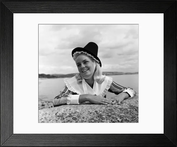 Framed Print : Miss Swansea 1966 Judy Radford, aged 19, in traditional Welsh costume. 31st July 1967