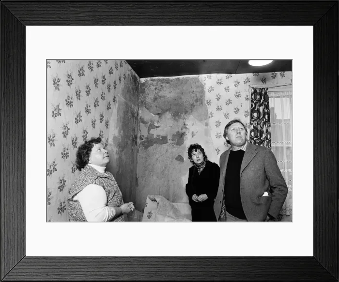 Framed Print : Member of Parliament for Birmingham Sparkbrook Roy Hattersley visits his constituency Framed Print : Member of Parliament for Birmingham Sparkbrook Roy Hattersley visits his constituency