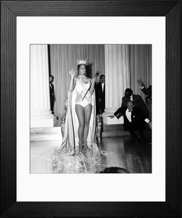 Framed Print : Miss World Beauty Competition at the Royal Albert Hall, London, Friday 20th November 1970 Framed Print : Miss World Beauty Competition at the Royal Albert Hall, London, Friday 20th November 1970