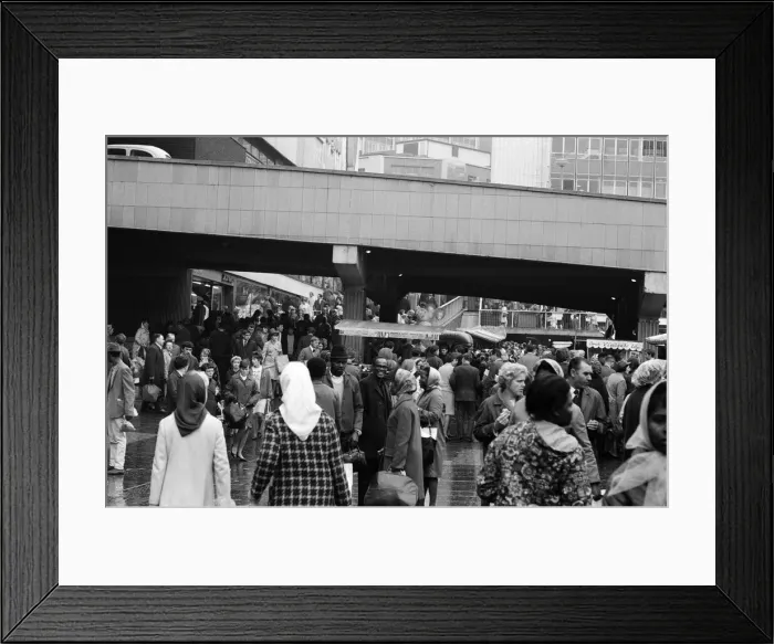 Framed Print : General scenes around the Bull Ring centre in Birmingham, West Midlands. 4th October 1967 Framed Print : General scenes around the Bull Ring centre in Birmingham, West Midlands. 4th October 1967