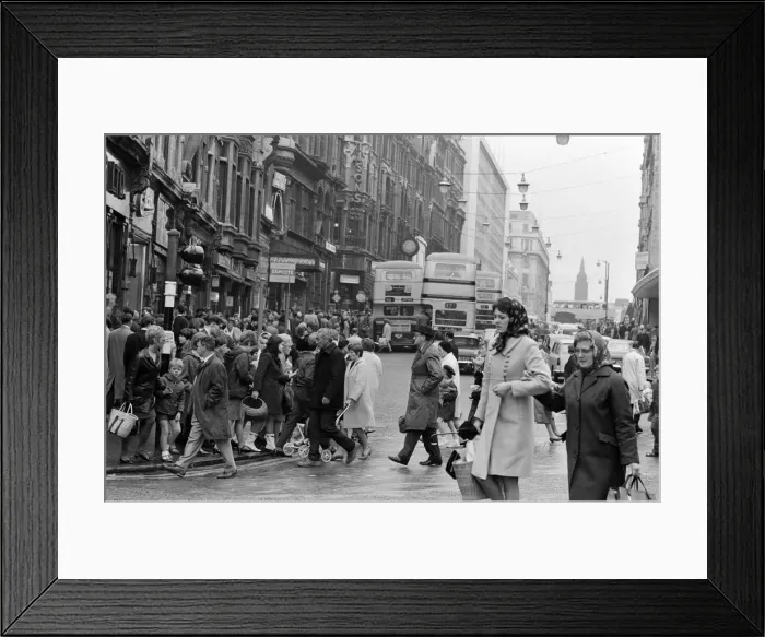 Framed Print : General scenes around the Bull Ring centre in Birmingham, West Midlands. 4th October 1967 Framed Print : General scenes around the Bull Ring centre in Birmingham, West Midlands. 4th October 1967