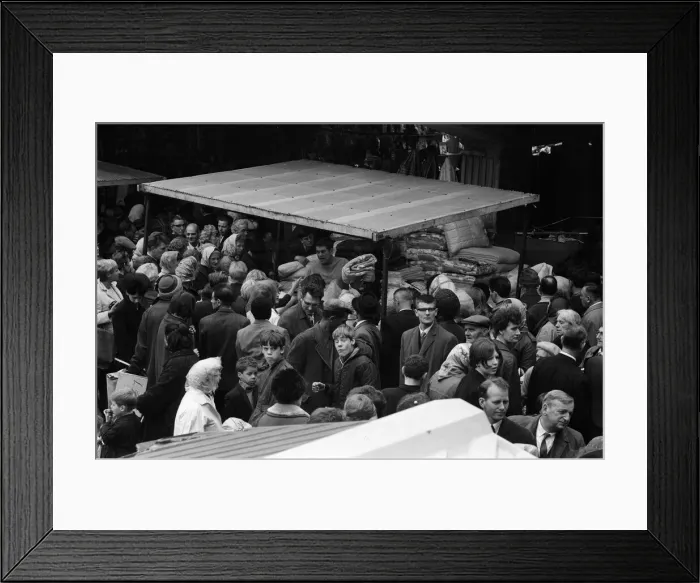 Framed Print : General scenes around the Bull Ring centre in Birmingham, West Midlands. 4th October 1967 Framed Print : General scenes around the Bull Ring centre in Birmingham, West Midlands. 4th October 1967