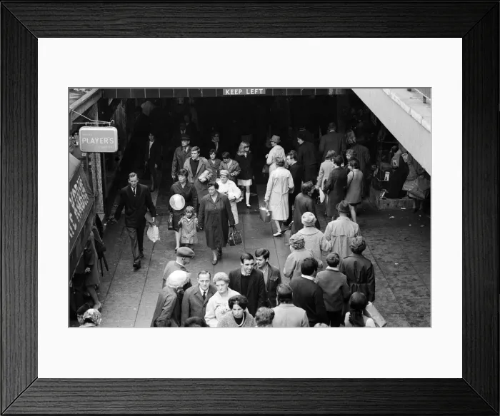 Framed Print : General scenes around the Bull Ring centre in Birmingham, West Midlands. 4th October 1967 Framed Print : General scenes around the Bull Ring centre in Birmingham, West Midlands. 4th October 1967