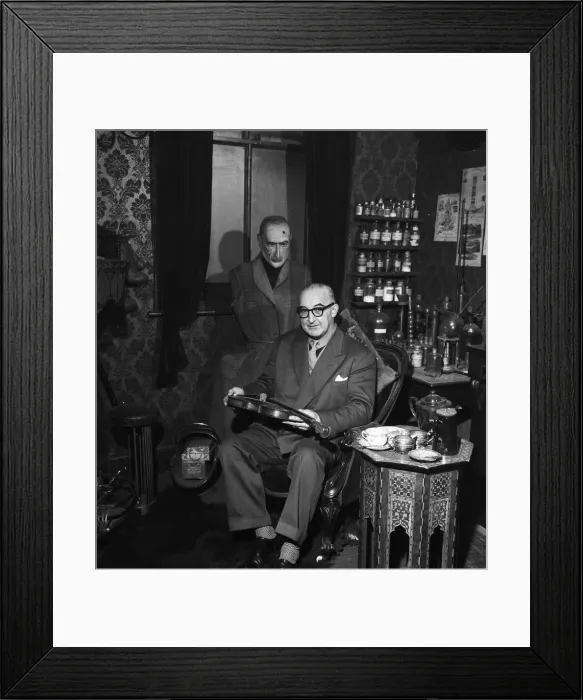 Framed Print : Ex Superintendent George Smith, Special Branch background pictures for Sunday Pictorial Framed Print : Ex Superintendent George Smith, Special Branch background pictures for Sunday Pictorial