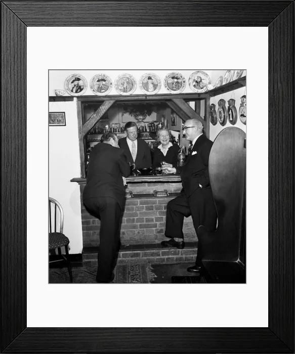 Framed Print : Ex Superintendent George Smith, Special Branch background pictures for Sunday Pictorial Framed Print : Ex Superintendent George Smith, Special Branch background pictures for Sunday Pictorial