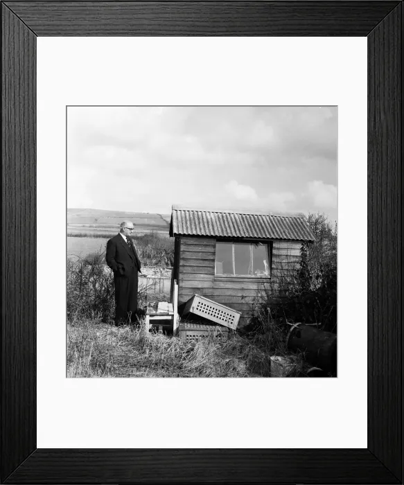 Framed Print : Ex Superintendent George Smith, Special Branch background pictures for Sunday Pictorial
