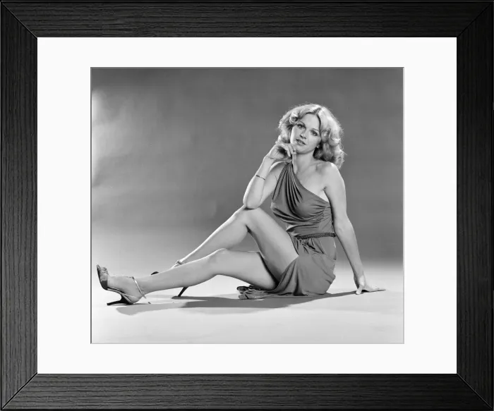 Framed Print : Jeane Manson, American singer, Studio Pix, London, Friday 29th June 1979 Framed Print : Jeane Manson, American singer, Studio Pix, London, Friday 29th June 1979