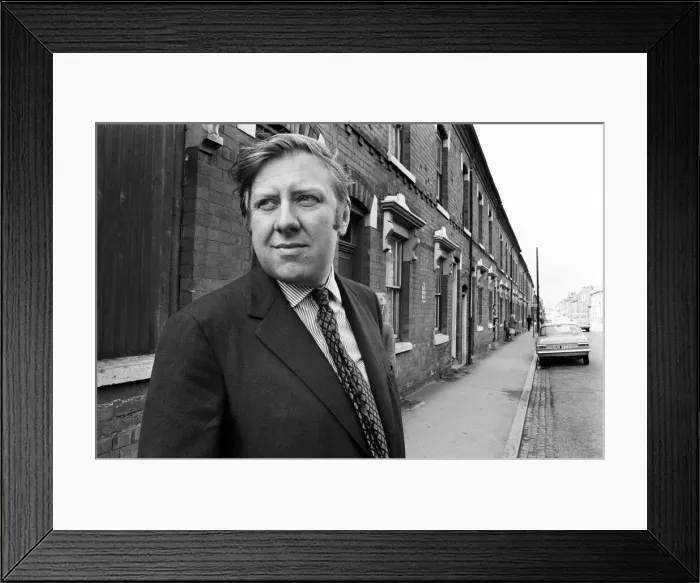 Framed Print : Member of Parliament for Birmingham Sparkbrook Roy Hattersley visits slum housing in Framed Print : Member of Parliament for Birmingham Sparkbrook Roy Hattersley visits slum housing in