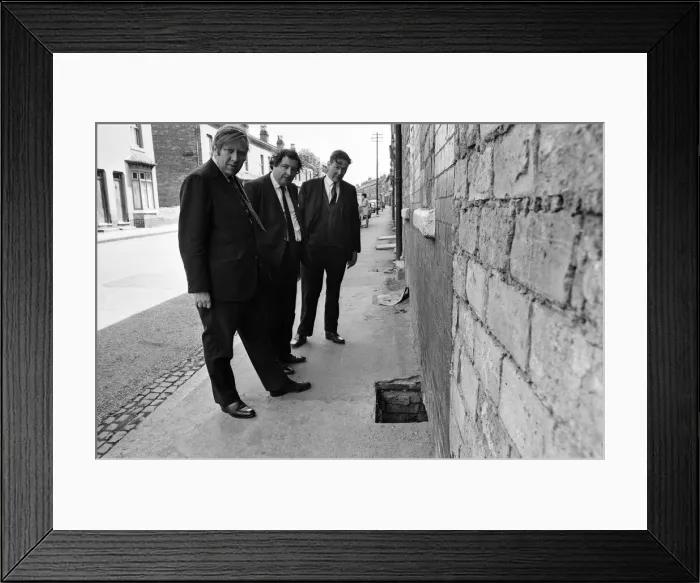 Framed Print : Member of Parliament for Birmingham Sparkbrook Roy Hattersley visits slum housing in