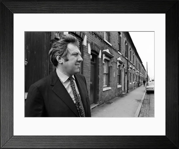 Framed Print : Member of Parliament for Birmingham Sparkbrook Roy Hattersley visits slum housing in Framed Print : Member of Parliament for Birmingham Sparkbrook Roy Hattersley visits slum housing in