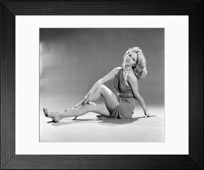 Framed Print : Jeane Manson, American singer, Studio Pix, London, Friday 29th June 1979 Framed Print : Jeane Manson, American singer, Studio Pix, London, Friday 29th June 1979
