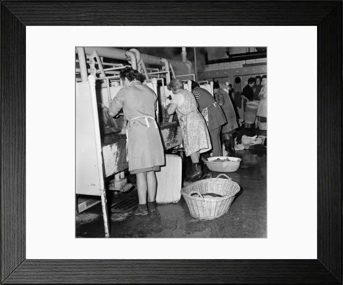 Framed Print : Newcastle women washing their clothes at Snow Street Wash House, Newcastle Framed Print : Newcastle women washing their clothes at Snow Street Wash House, Newcastle