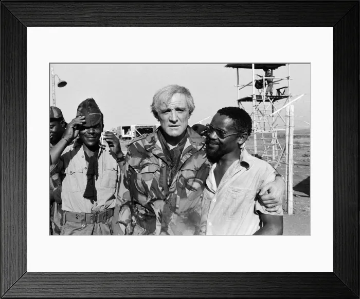 Framed Print : Richard Harris on the set of The Wild Geese in Northern Transvaal, South Africa Framed Print : Richard Harris on the set of The Wild Geese in Northern Transvaal, South Africa