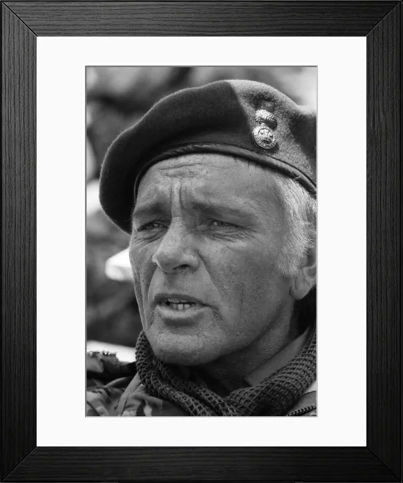 Framed Print : Richard Burton on the set of The Wild Geese in Northern Transvaal, South Africa Framed Print : Richard Burton on the set of The Wild Geese in Northern Transvaal, South Africa
