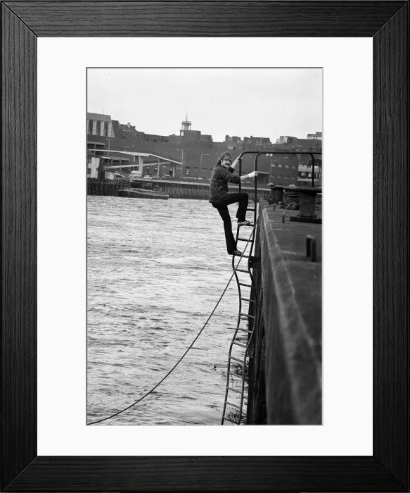 Framed Print : Davy Jones who saved a man from the Tees River. 1975 Framed Print : Davy Jones who saved a man from the Tees River. 1975