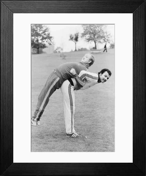 Framed Print : Boxer John Conteh and Ronald Fraser training for a forthcoming film Framed Print : Boxer John Conteh and Ronald Fraser training for a forthcoming film