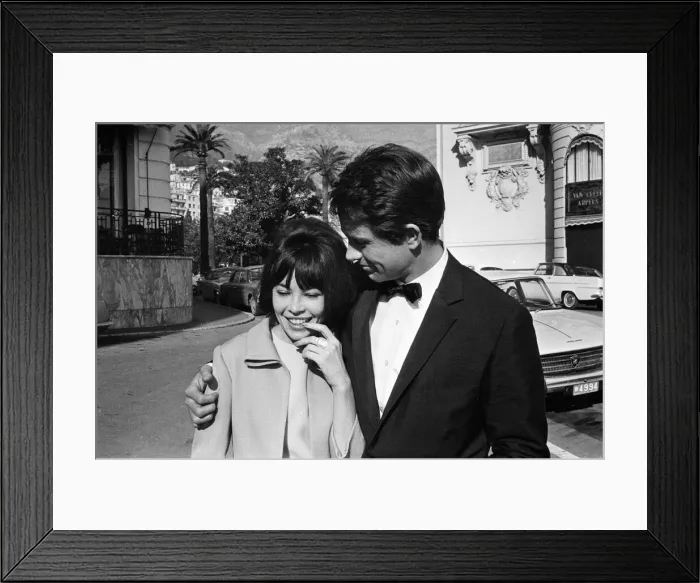 Framed Print : Warren Beatty and Leslie Caron in Monte Carlo, Monaco. 3rd February 1966 Framed Print : Warren Beatty and Leslie Caron in Monte Carlo, Monaco. 3rd February 1966