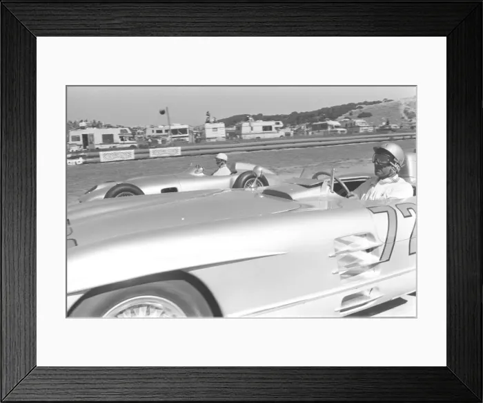 Framed Print : STIRLING MOSS (FOREGROUND) WITH JUAN FANGIO (BACKGROUND) - SEPT 86 Framed Print : STIRLING MOSS (FOREGROUND) WITH JUAN FANGIO (BACKGROUND) - SEPT 86