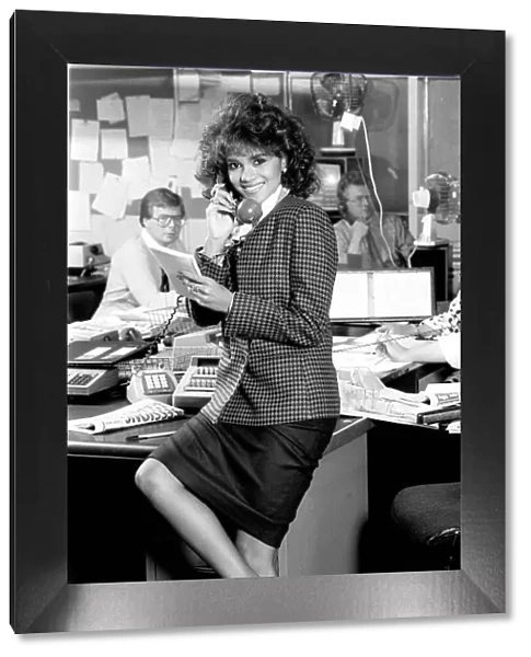 Halle Berry Miss USA at the Daily Express offices - 01  /  11  /  1986