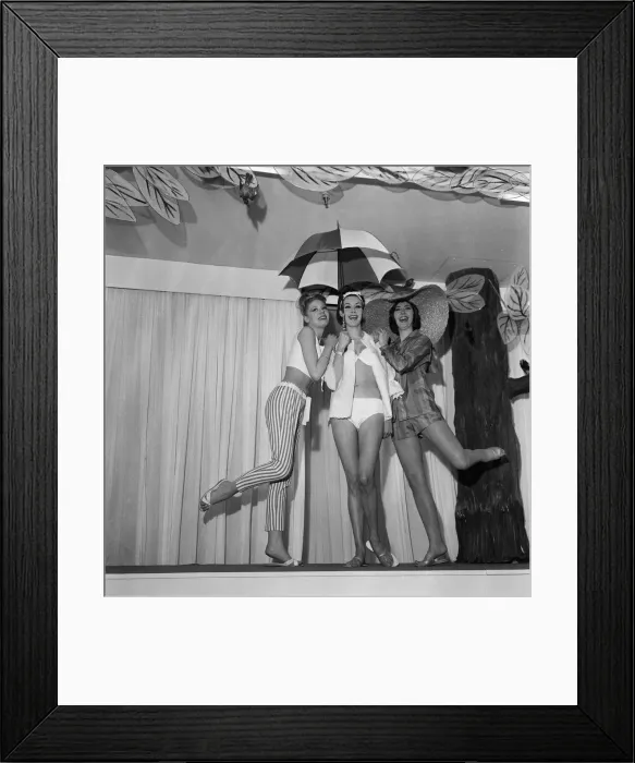 Framed Print : Simpson fashion show 20th March 1962 Framed Print : Simpson fashion show 20th March 1962